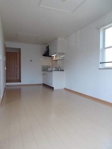 グレープ・ガーデンⅡの内装|きれいな内装です