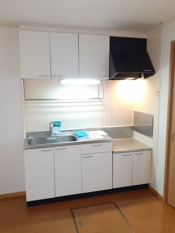 シェール・ドゥーのキッチン|きれいなキッチンです