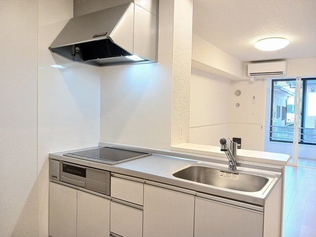 ＬＣＣＭ　花園　Ⅱのキッチン