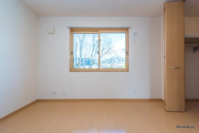 プラセール・おさだの洋室