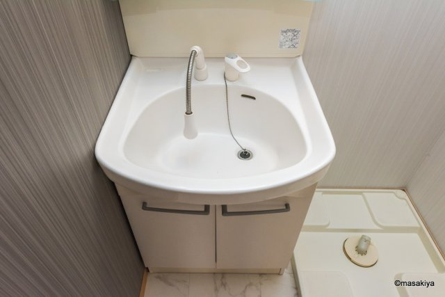 プラセール・おさだの洗面所