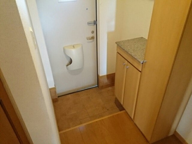 メゾンフォルテⅡの玄関