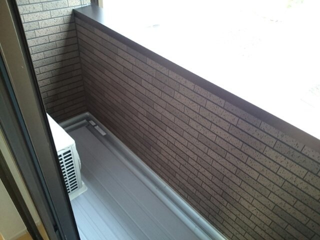 ブロード・フレンドリーのバルコニー