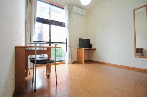 レオパレスハイブリッジの居間・リビング|備品や設備仕様は号室等により異なります現地をご確認下さい。