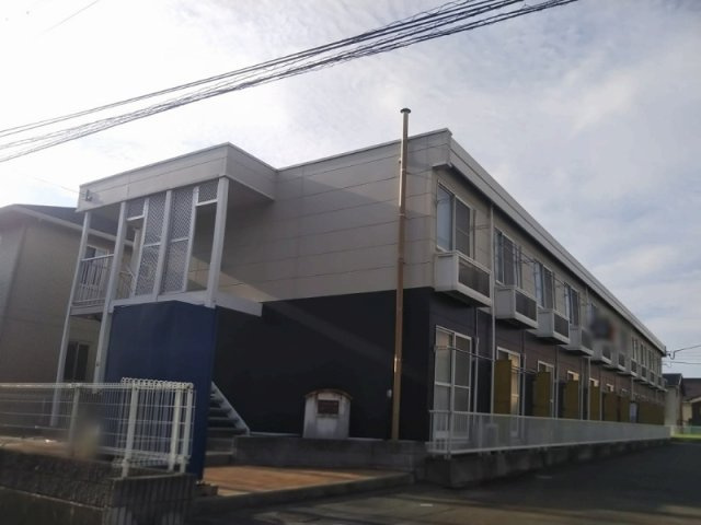 レオパレスブランはじめの外観