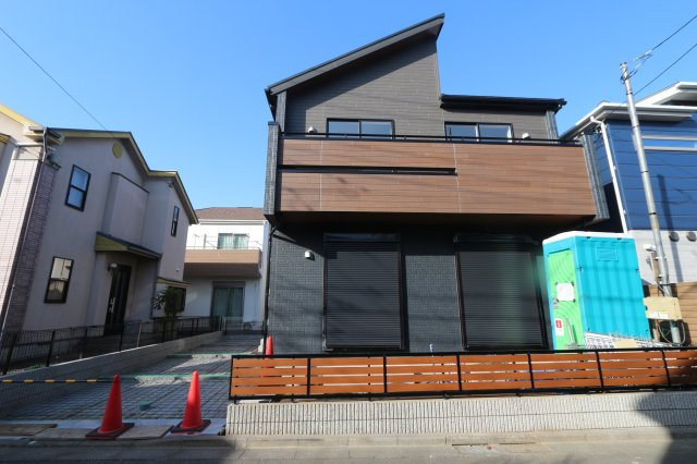 【Blooming Garden】東久留米市前沢２丁目の外観|西武新宿線「花小金井」バス9分前沢住宅歩7分♪通勤、通学に便利な【西武新宿】駅まで乗り換えなしで1本のアクセス