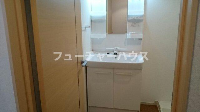 ルガートリミテッド１０３７Ⅱの洗面所