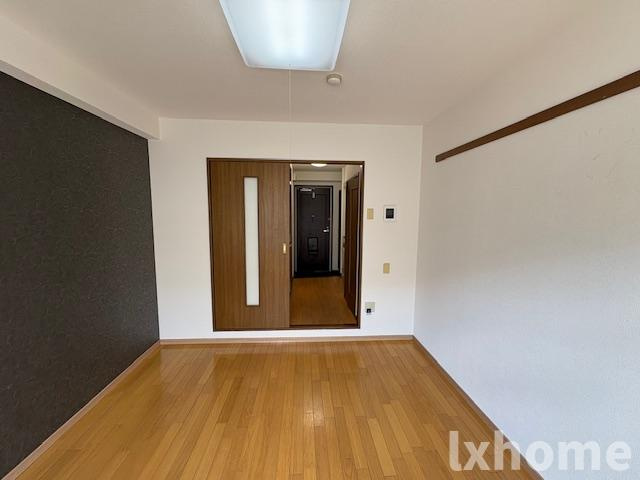 シロハイヌの居間・リビング