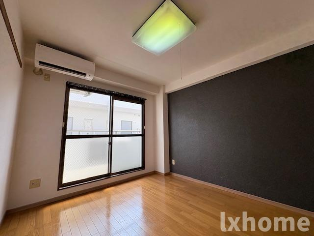 シロハイヌの居間・リビング