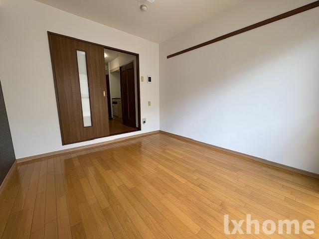 シロハイヌの居間・リビング