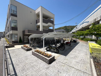 【その他共用部分】 | エルヴィータ大山崎 | 外観写真（昼）