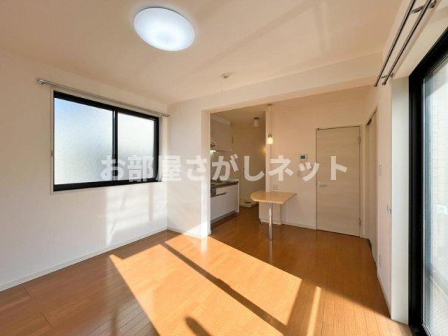 ヒルコート大森山王の居間・リビング