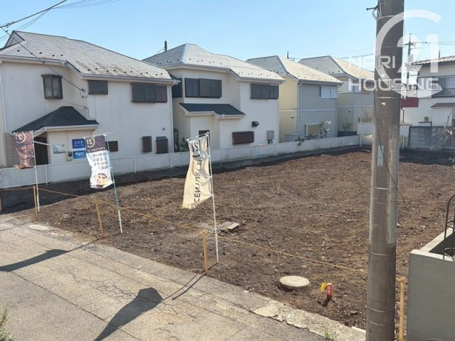 【前面道路含む現地写真】 | 東久留米市金山町2丁目　売地　全2区画　B号区 | 前面道路含む現地写真です