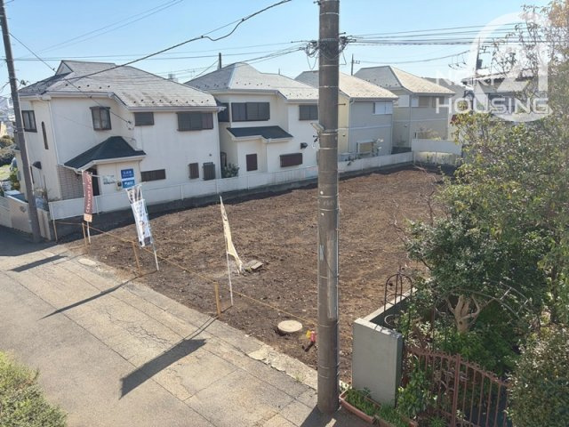 【前面道路含む現地写真】 | 東久留米市金山町2丁目　売地　全2区画　B号区 | 前面道路含む現地写真です