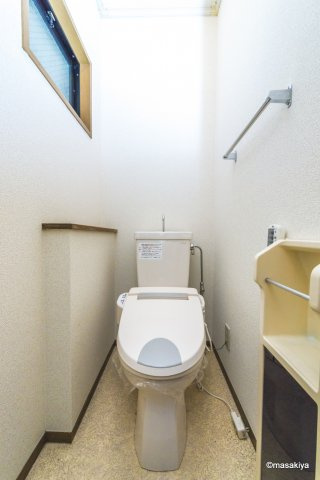 メゾン・ド・Ｔのトイレ|トイレ　ウォシュレット付き。