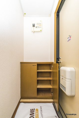 メゾン・ド・Ｔの玄関|下駄箱