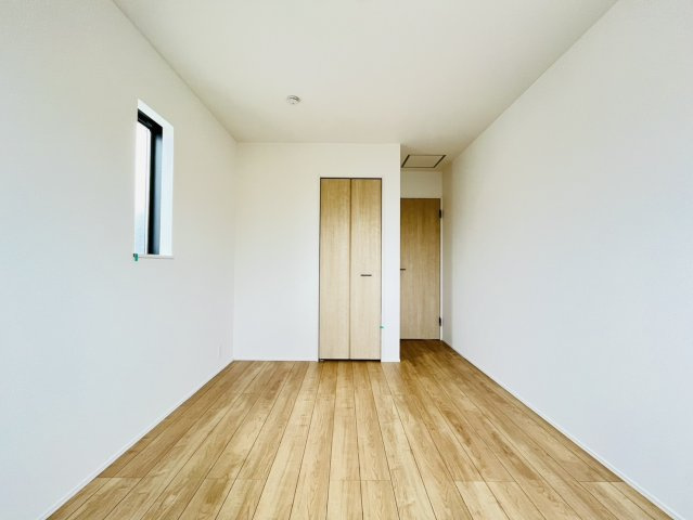 半田市瑞穂町7丁目3番8『仲介手数料無料』新築一戸建て・建売の洋室