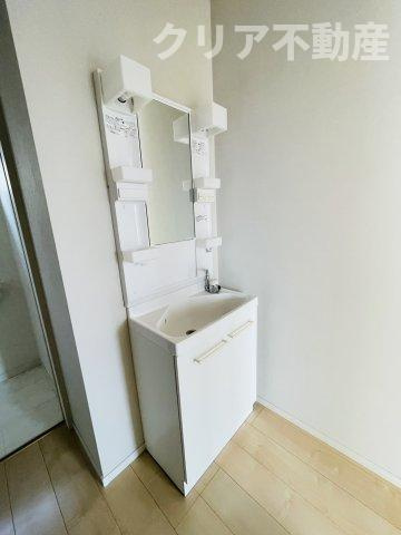 【洗面所】 | 前橋市天川大島町　中古住宅 | 2F