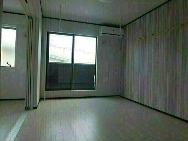 Azur(アジュール)A棟の居間・リビング