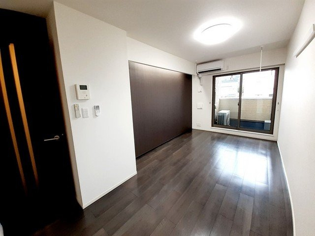 ウィーバー・ハウスⅡの内装