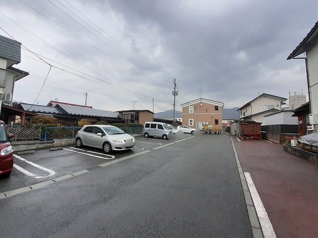 メゾン・ボヌールの駐車場|駐車場