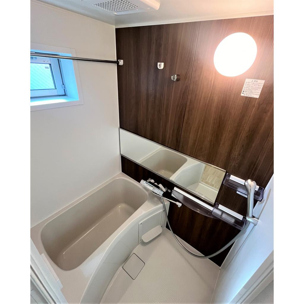 ＡＬＥＧＲＩＡ東花園の浴室