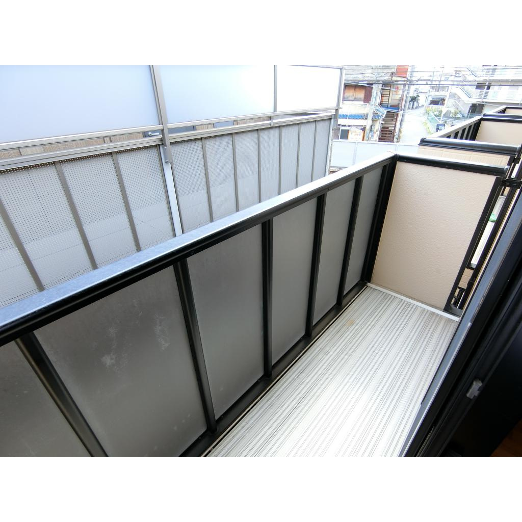 メゾンドゥ長瀬のバルコニー