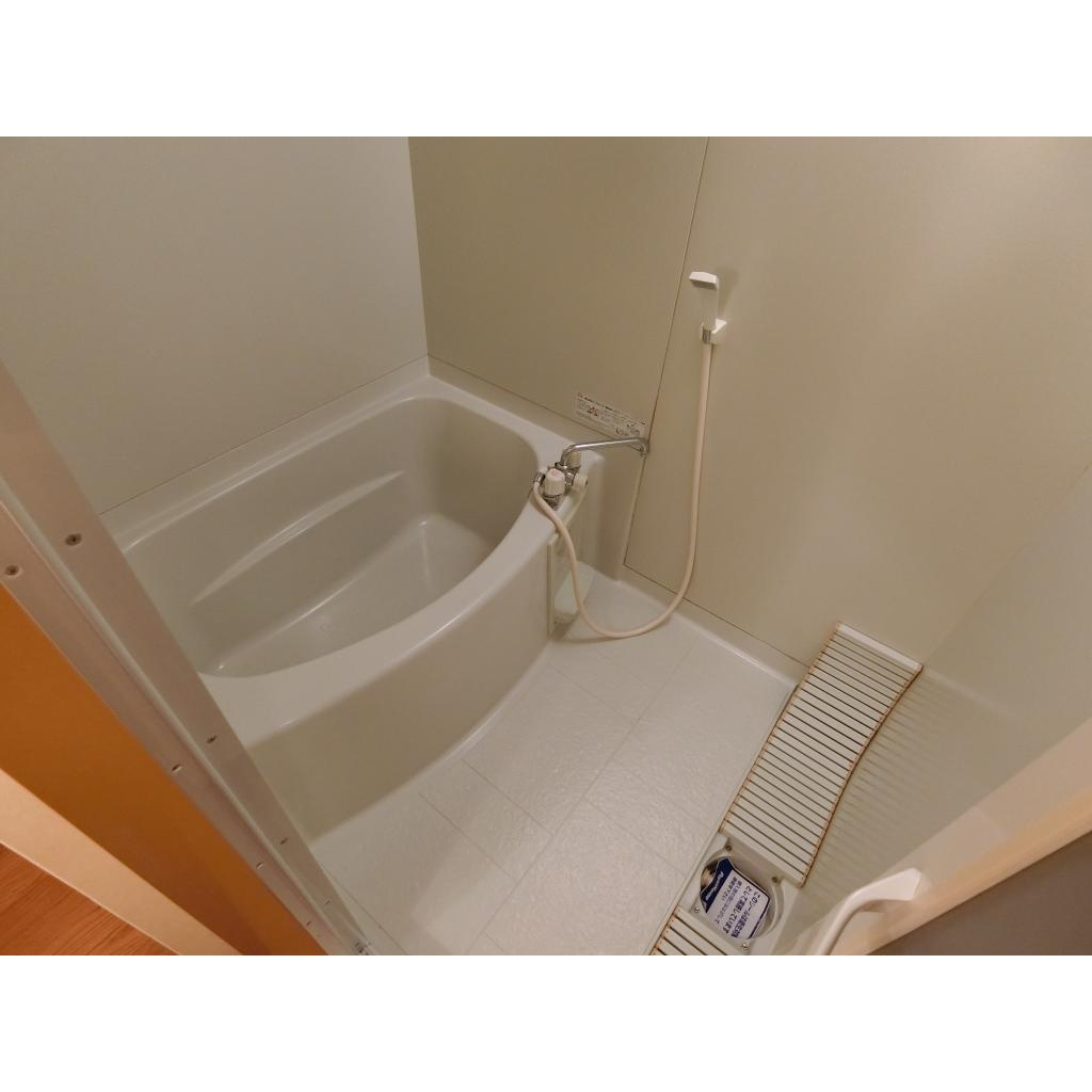 メゾンドゥ長瀬の浴室