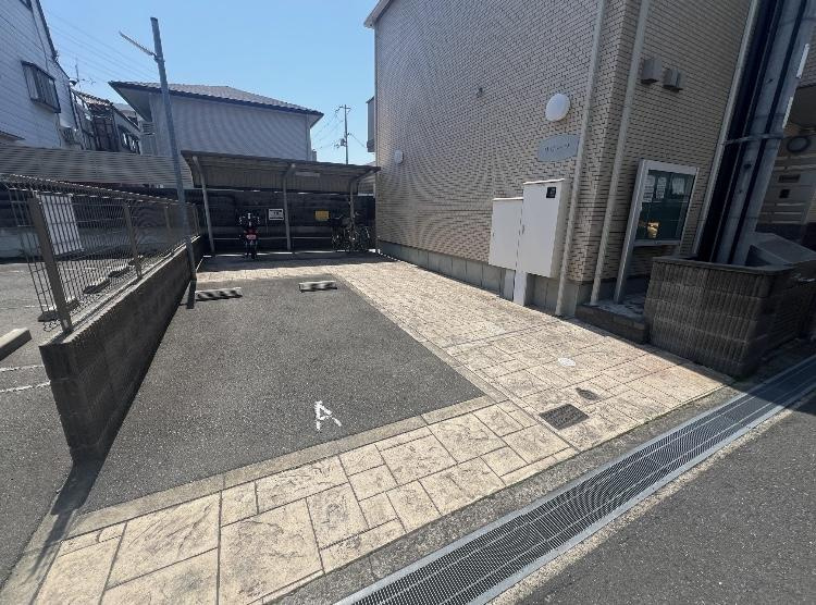 リリーフのエントランス