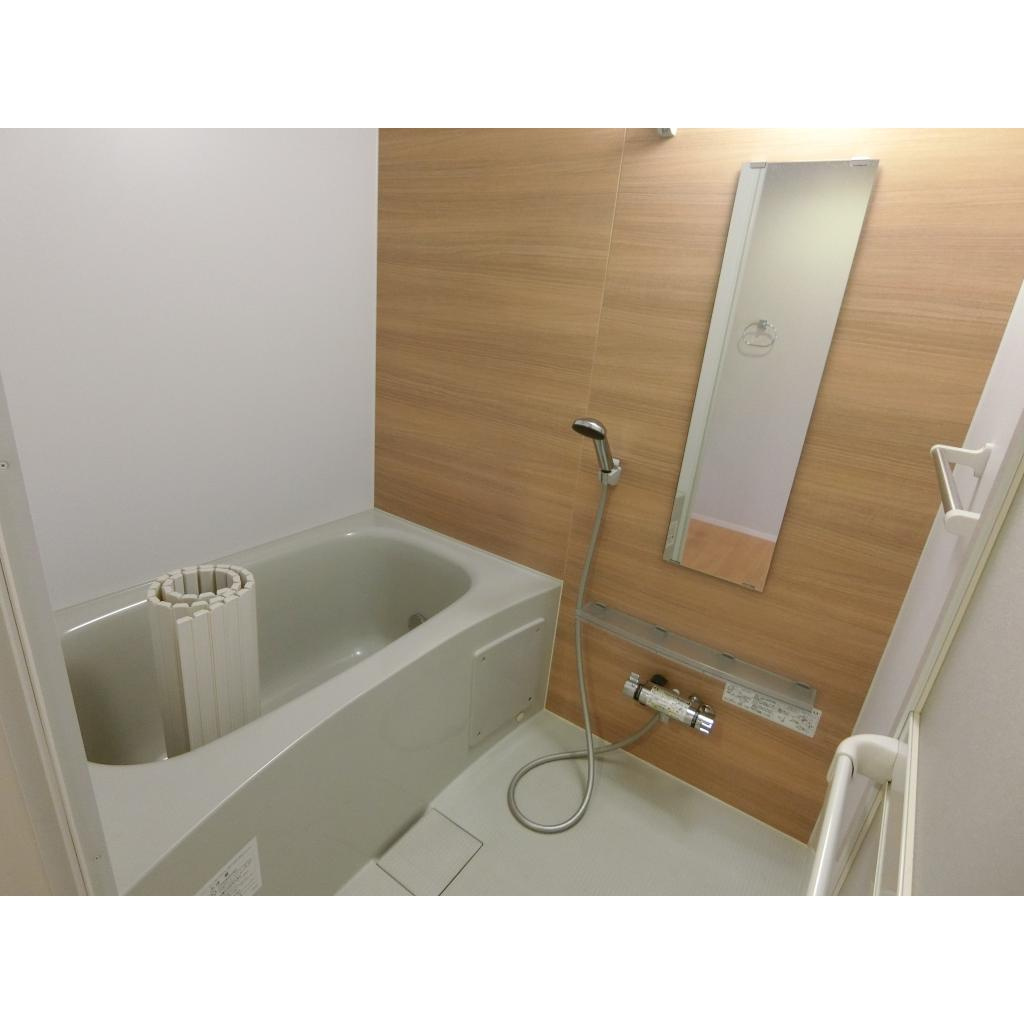 リリーフの浴室