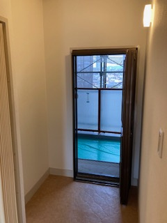 オリーブハイツ相川二号棟の玄関