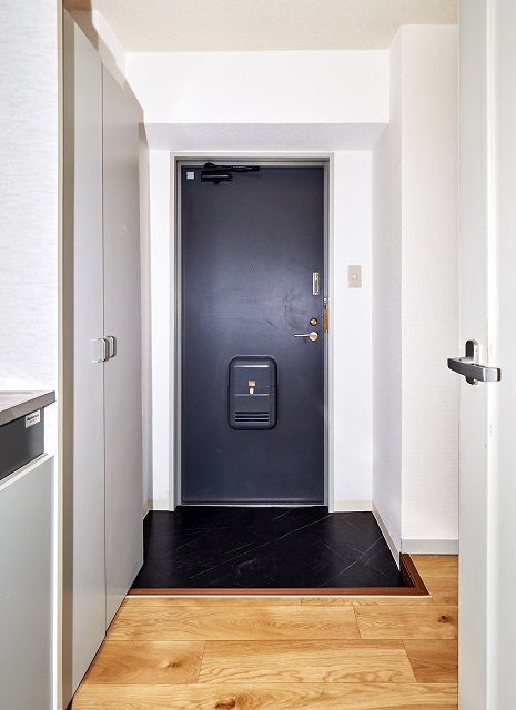 ニュープレジデント藤澤の玄関