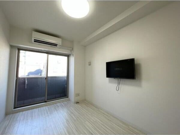 グランパシフィック梅南の居間・リビング