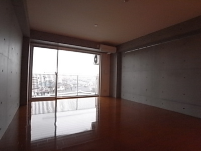 【居間・リビング】 | カーサ・ド・ビー | 別部屋の写真です。