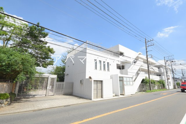 【エントランス】 | カーサヴェルデ | 戸塚周辺ならアパマンメイトへＬｅｔｓ Ｇｏ ！