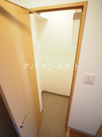 【収納】 | カーサヴェルデ | 玄関横の収納スペースです