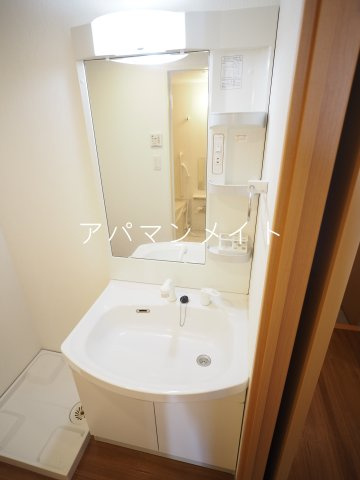 【洗面所】 | カーサヴェルデ | 忙しい朝には欠かせない洗面所です