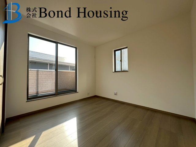 全6区画　WIC付　二見町東二見　A号棟　新築戸建の洋室