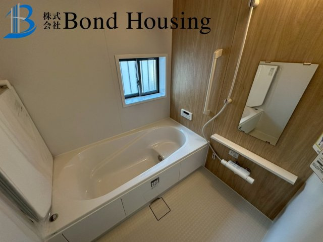 全6区画　WIC付　二見町東二見　A号棟　新築戸建の浴室