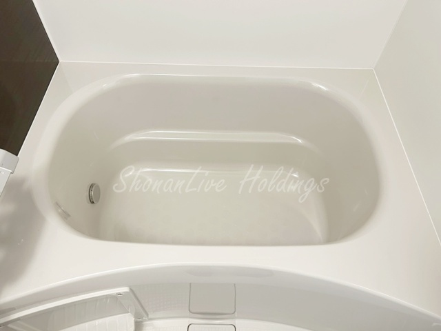 鎌倉市台１丁目の賃貸マンションの浴室