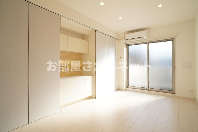 リブリ・横浜西【おとり物件なし】#学生・社会人にオススメ！初期費用分割払いOK！の洋室