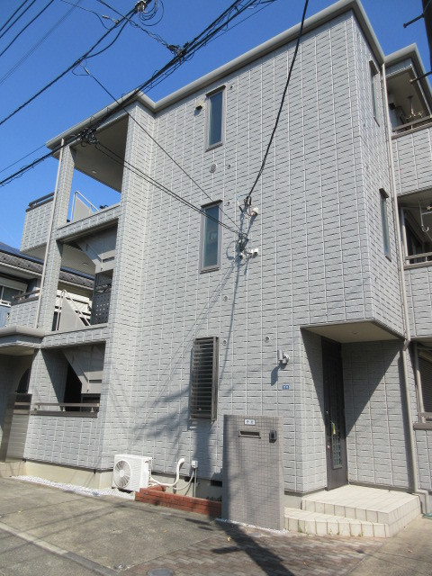ＭＡＩＳＯＮ仲のエントランス