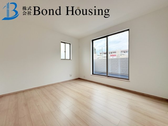 全6区画　WIC付収納豊富　二見町東二見　F号棟　新築戸建の洋室