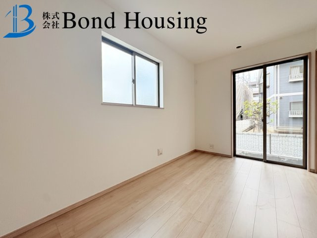 全6区画　WIC付収納豊富　二見町東二見　F号棟　新築戸建の洋室