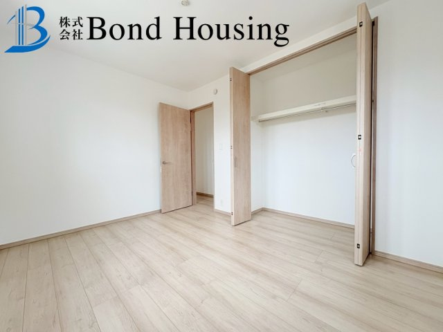 全6区画　WIC付収納豊富　二見町東二見　F号棟　新築戸建の洋室