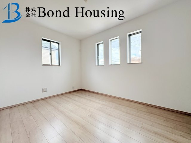 全6区画　WIC付収納豊富　二見町東二見　F号棟　新築戸建の洋室