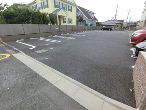 【駐車場】