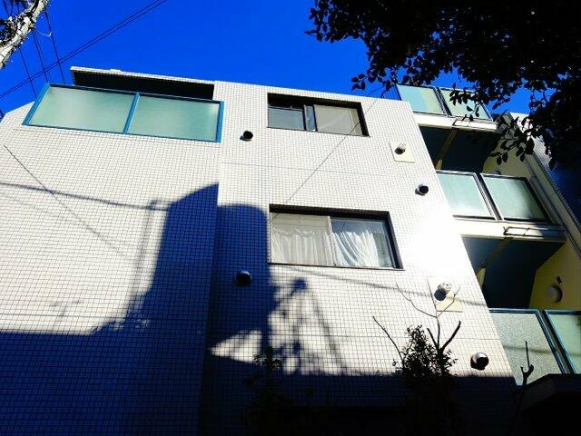世田谷区北沢3丁目のマンションの画像