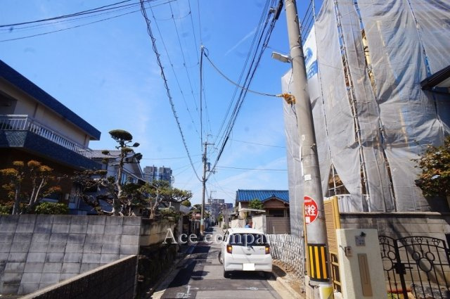 【前面道路含む現地写真】 | 八尾市東本町2丁目 | 【前面道路：幅員約3.4ｍ】