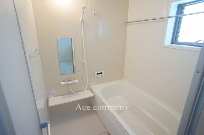 【内観：施工例】 | 八尾市東本町2丁目 | 【同社による同仕様の施工例】オートバス・追炊機能・浴室乾燥機完備です☆